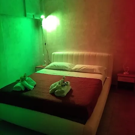 住宿加早餐酒店 Beb Lungo Tiflis Matrimoniale, Quadrupla 比通托