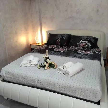 Beb Lungo Tiflis Matrimoniale, Quadrupla Bed & Breakfast